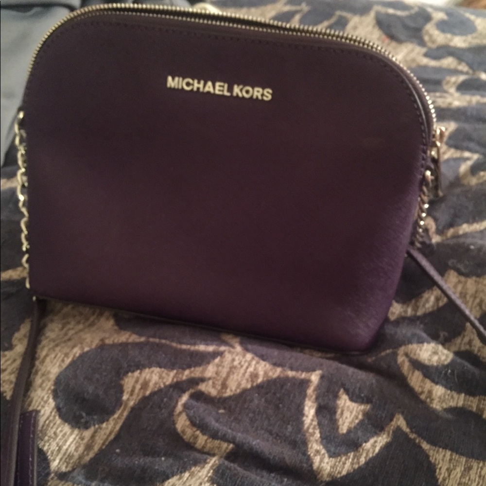 Like New Michaels Kors Crossbody Messenger Bag